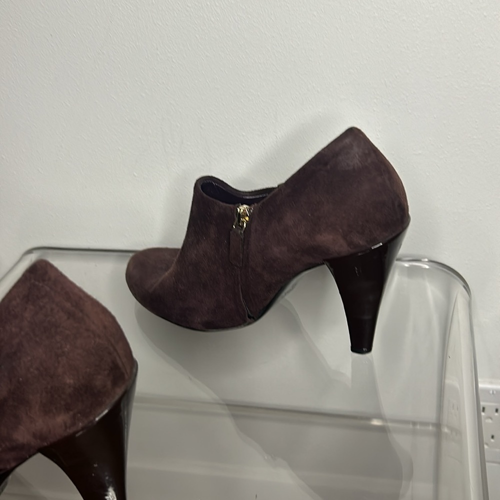 Gucci Shoes!! - Picture 6 of 12